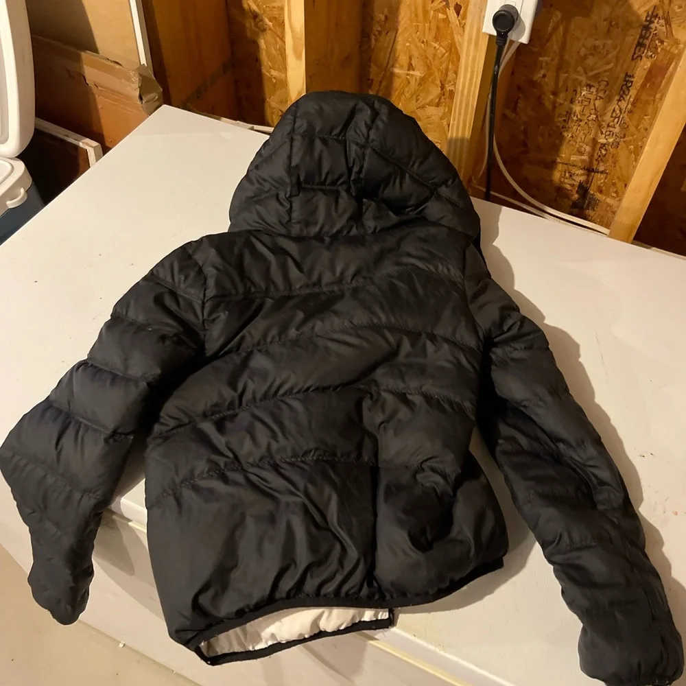 Nike Black and white reversible Hooded Puffer Jacket